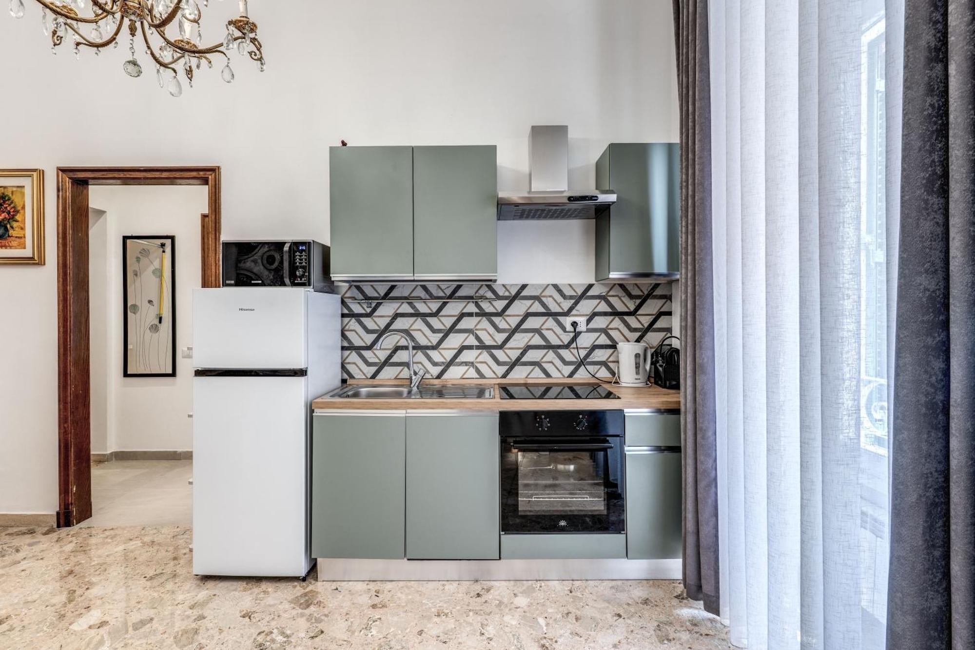 Apartment Vatican Eagle *